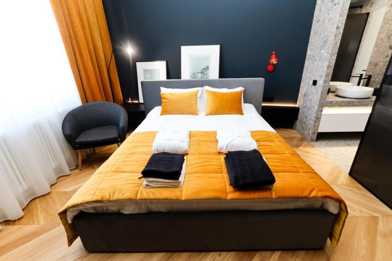 Once Apartments อิวาโน-ฟรานกิฟสเก ภายนอก รูปภาพ
